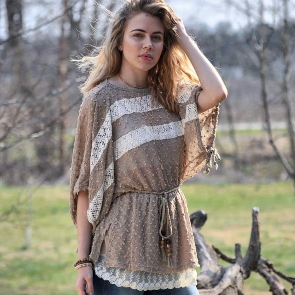 Threadzwear Tan and Cream Tunic Top